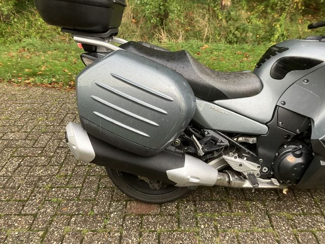 kawasaki - gtr-1400