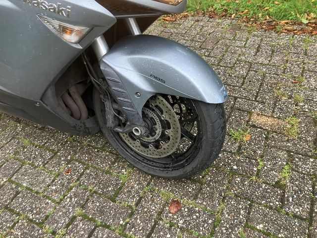 kawasaki - gtr-1400