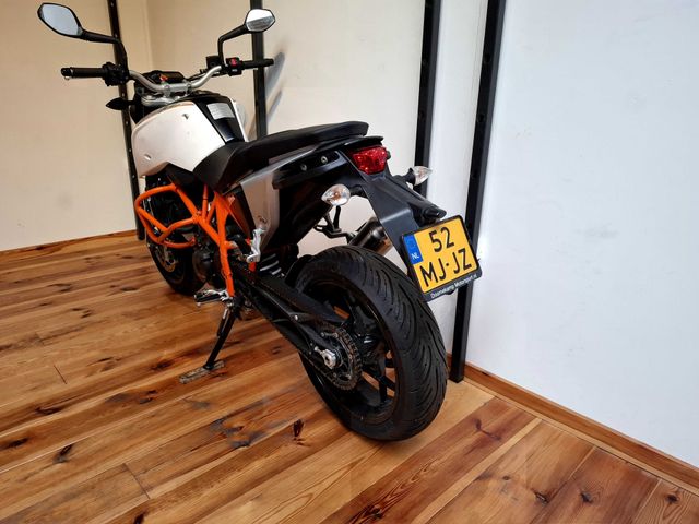 ktm - 690-duke