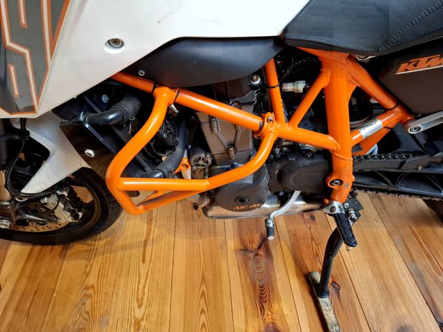 ktm - 690-duke