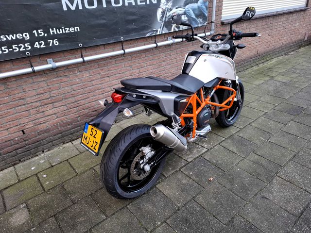 ktm - 690-duke