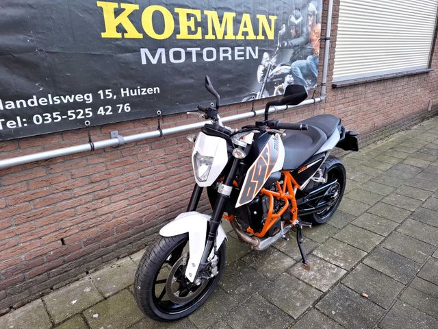 ktm - 690-duke