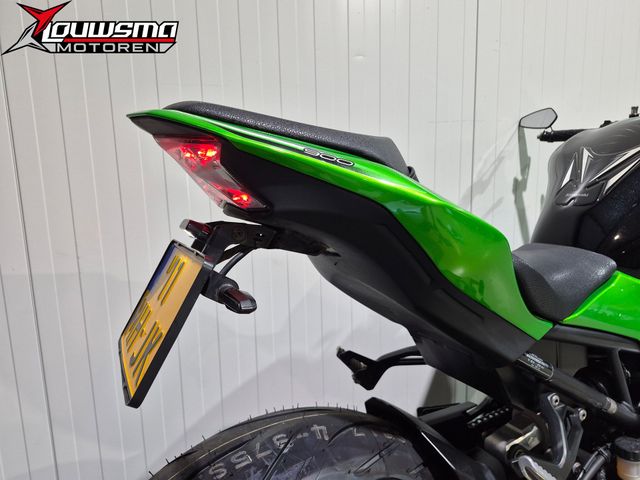 kawasaki - z900