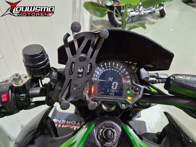 kawasaki - z900