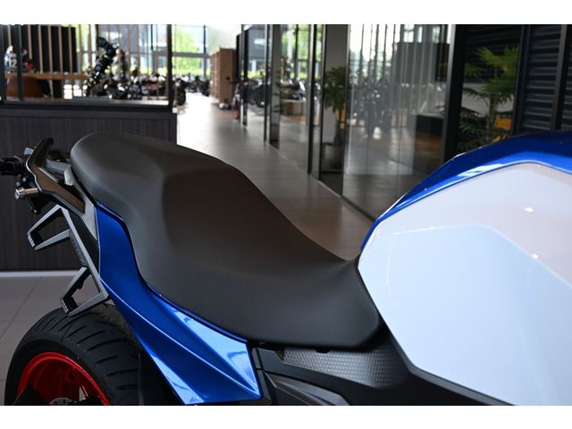bmw - f-900-xr