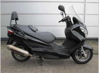 Suzuki UH 200 2008 occasion