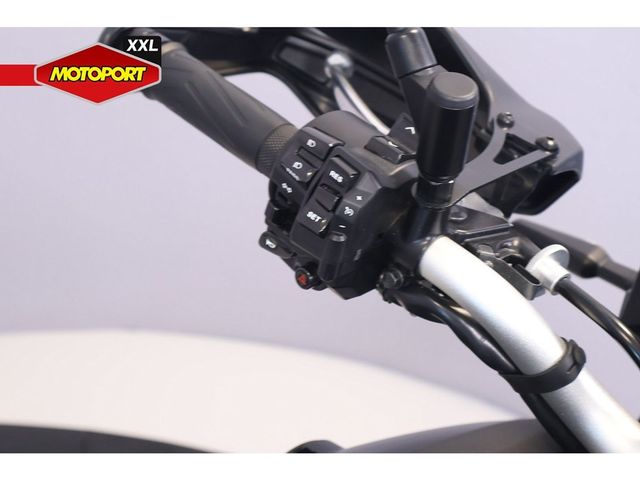 yamaha - tracer-9