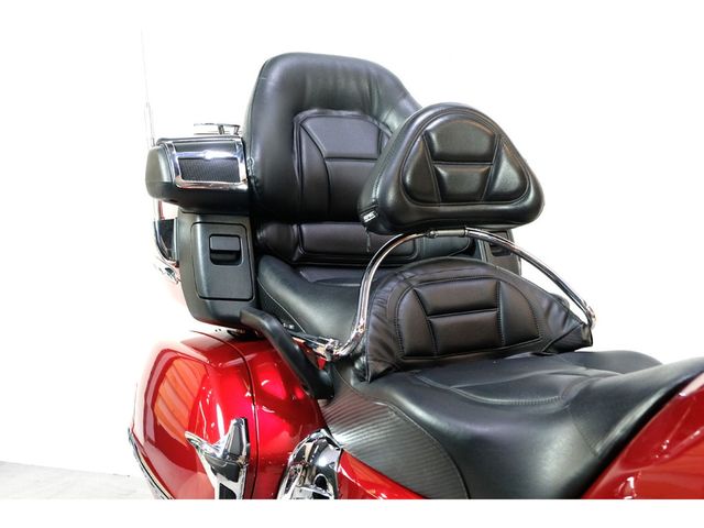 honda - gl-1800-goldwing-abs