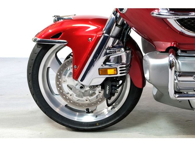 honda - gl-1800-goldwing-abs