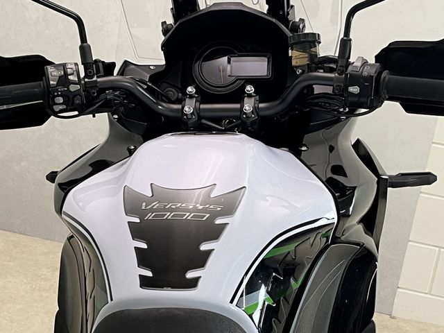 kawasaki - versys-1000-tourer