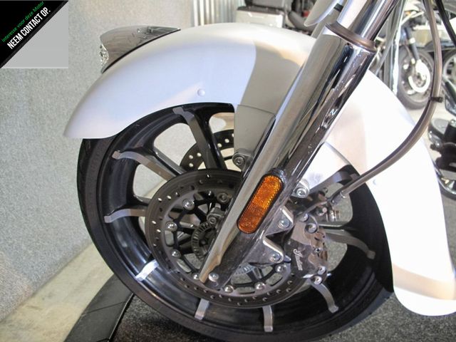 indian - chieftain-dark-horse