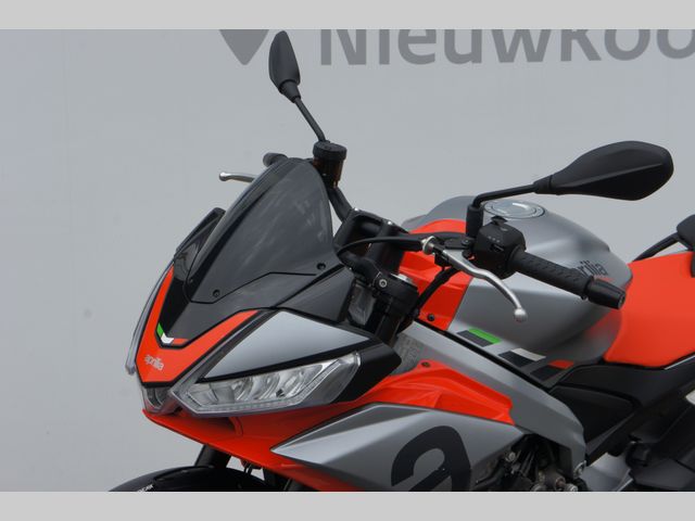 aprilia - tuono-660