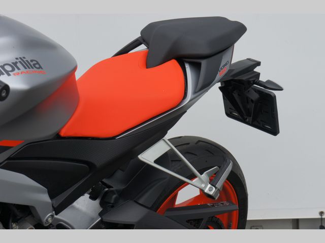 aprilia - tuono-660