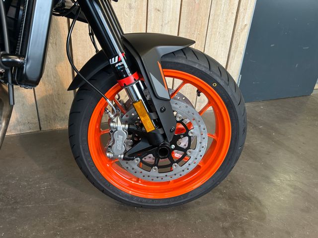 ktm - 790-duke