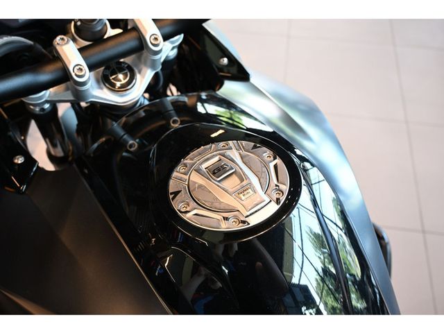 bmw - r-1250-gs-triple-black
