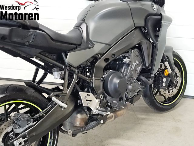 yamaha - tracer-900-abs