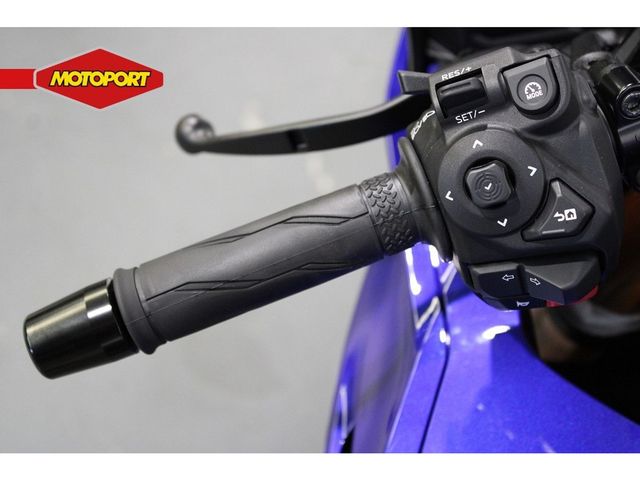 yamaha - r7