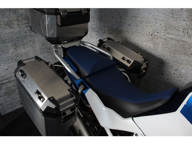 honda - crf-1100-l-africa-twin-dct