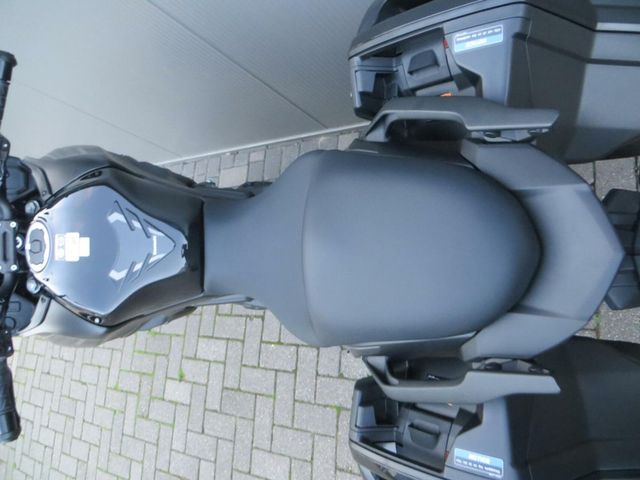 kawasaki - versys-650-tourer