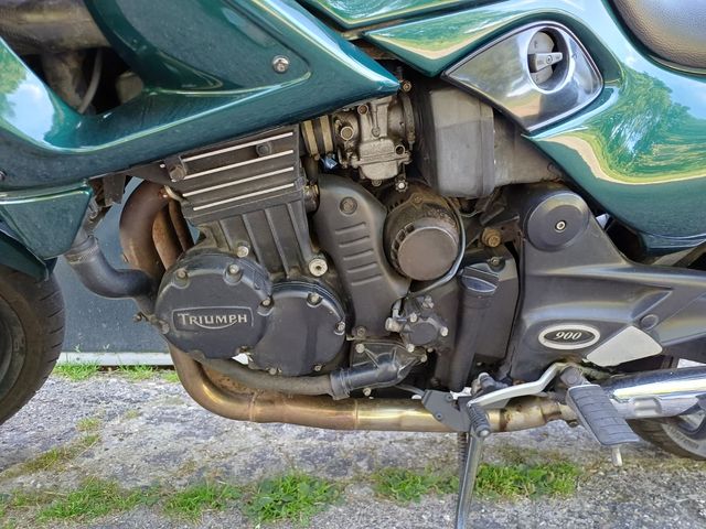 triumph - sprint-executive