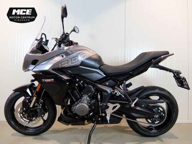 triumph - tiger-800-sport