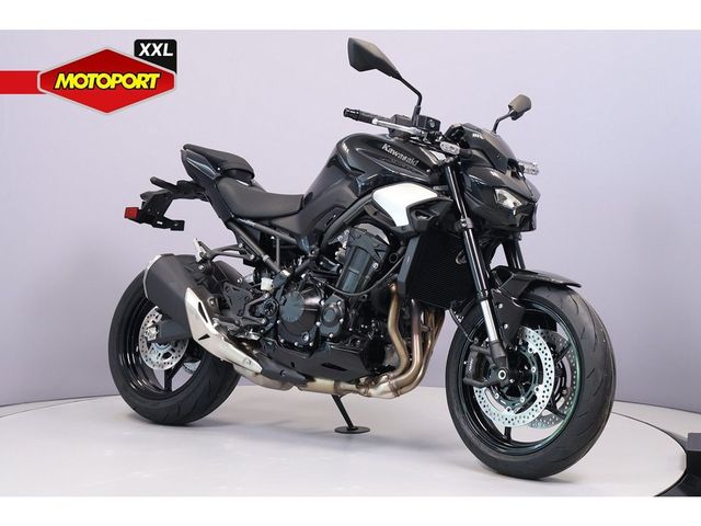 kawasaki - z900