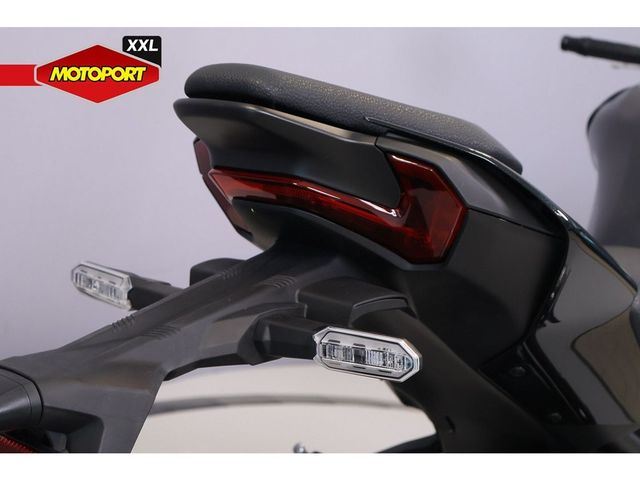 kawasaki - z900