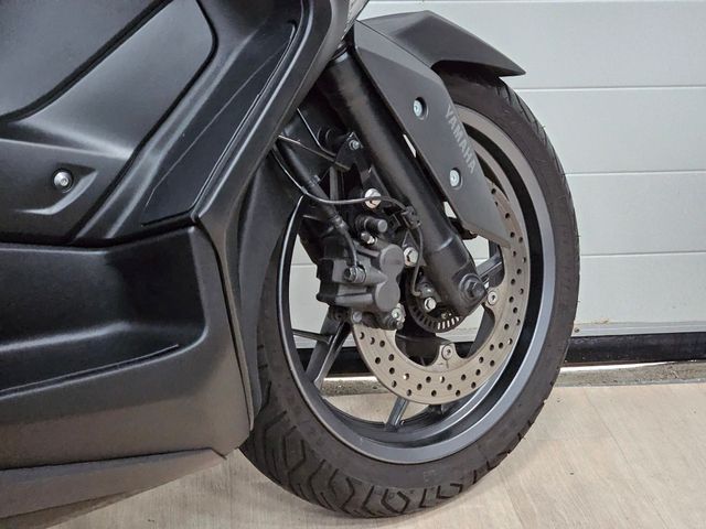 yamaha - x-max-300-abs