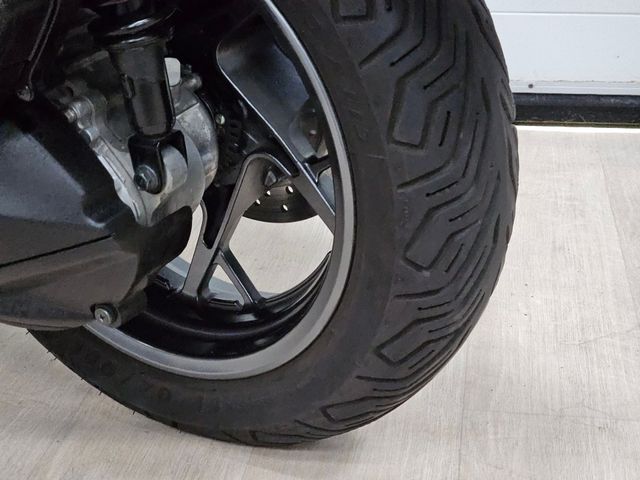 yamaha - x-max-300-abs