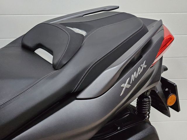 yamaha - x-max-300-abs