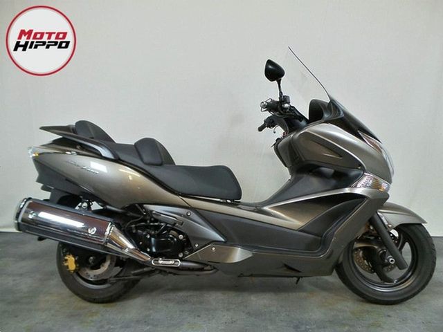 honda - silver-wing-600