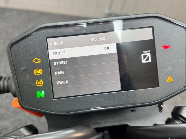 ktm - 790-duke-l