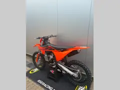 KTM 250 SX-F 2026 nieuw – foto 4 van 14
