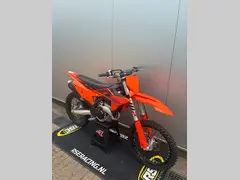 KTM 250 SX-F 2026 nieuw – foto 5 van 14