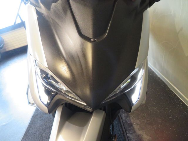 yamaha - xp-530-t-max