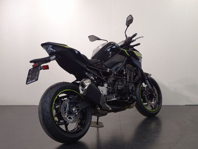 kawasaki - z900