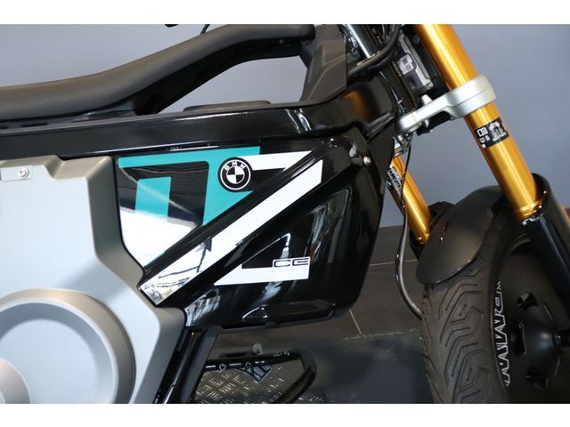bmw - ce-02