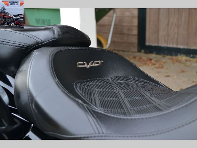 harley-davidson - cvo-street-glide
