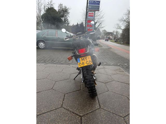 honda - xrv-750-africa-twin