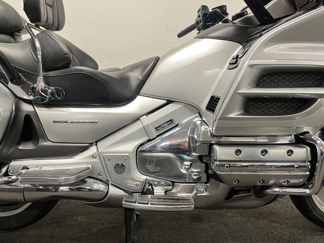 honda - gl-1800-goldwing-abs