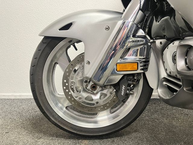 honda - gl-1800-goldwing-abs