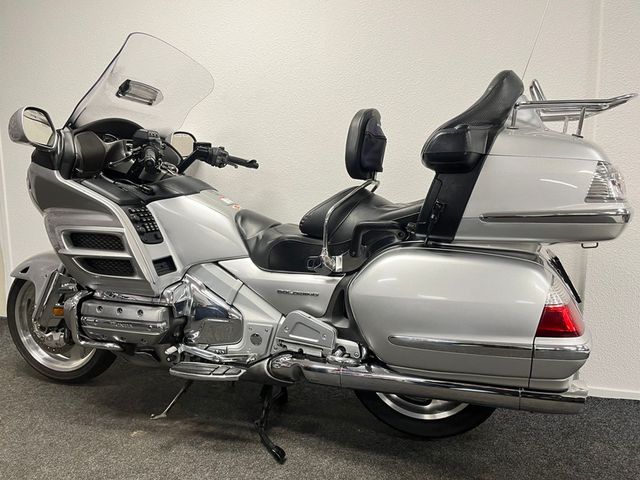 honda - gl-1800-goldwing-abs