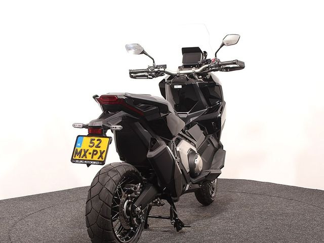 honda - x-adv