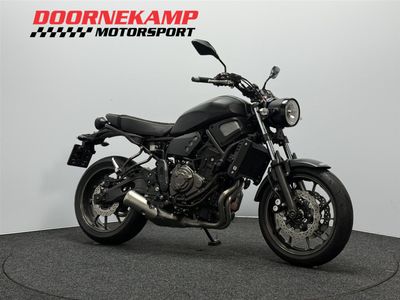 YAMAHA XSR 700 ABS – foto 2