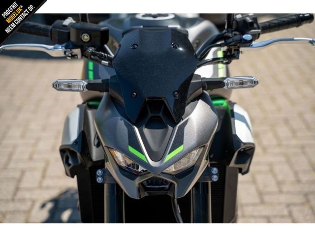 kawasaki - z900