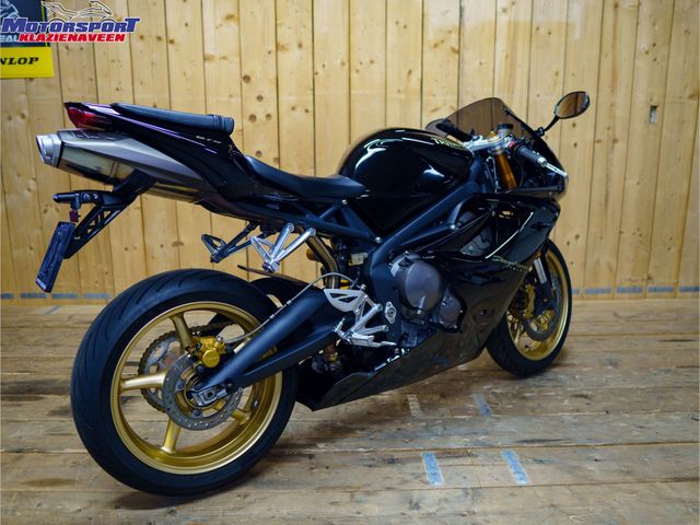 triumph - daytona-675