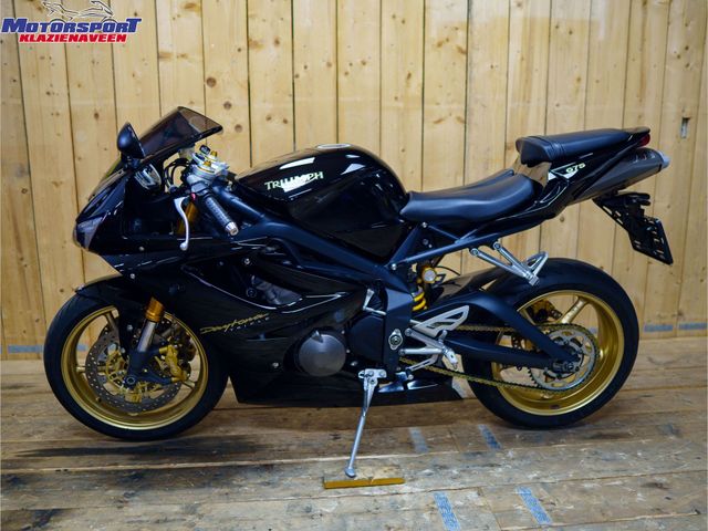 triumph - daytona-675