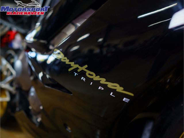 triumph - daytona-675