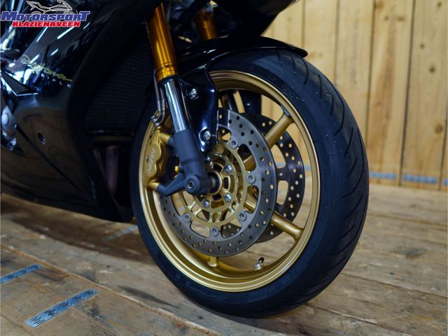 triumph - daytona-675
