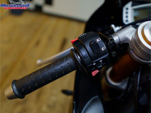 triumph - daytona-675